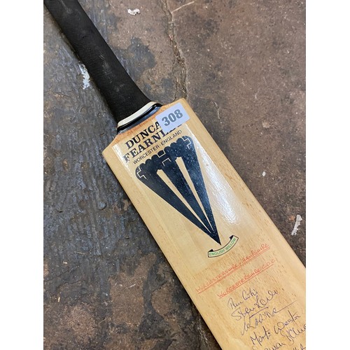 308 - DUNCAN FERNLEY WILLOW CRICKET BAT WORCESTER V HAMPSHIRE WITH AUTOGRAPH SIGNATURES