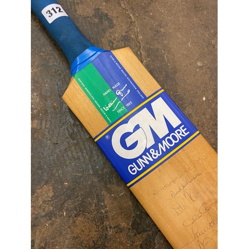 311 - SLAZENGER 800 SUPREME CRICKET BAT AND GUNN AND MOORE DUALIST CONTENDER CRICKET BAT