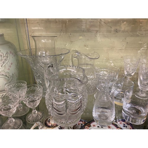 355 - SHELF OF CUT AND ETCHED GLASSWARES INC. KOSTA BODA TUMBLERS, VASE AND JUGS