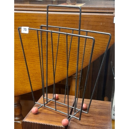 70 - 1950S/60S WIRE WORK MAGAZINE RACK