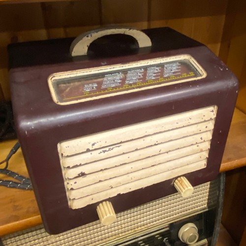 304 - BROWN BAKELITE CASED GEC RADIO AND MARCONI PHONE RADIO