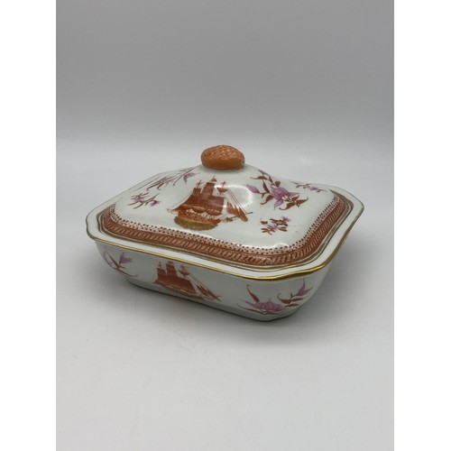 397 - CHINESE 18TH CENTURY STYLE TUREEN AND COVER