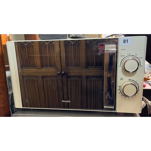 81 - BREVILLE MICROWAVE OVEN