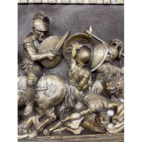 202 - SILVERED PATINATED PLASTER BAS RELIEF PLAQUE OF THE ROMAN BATTLE SCENE