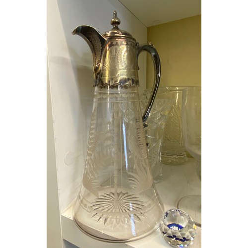 393 - SHELF - CUT GLASS BOWL AND LEMONADE JUG, ETCHED GOBLET AND CLARET JUG A/F, GLASS CUTLERY STRETCHERS