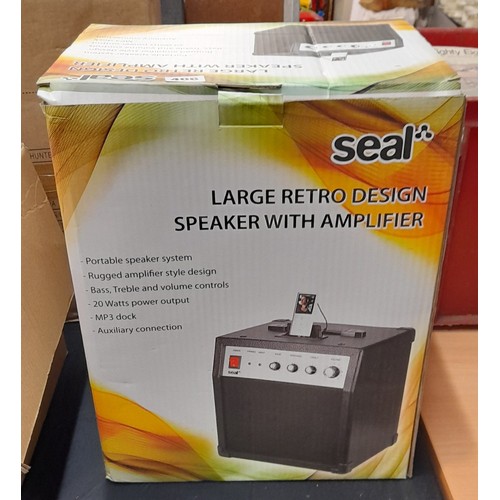 406 - SEAL LARGE RETRO DESIGN SPEAKER WITH AMPLIFIER