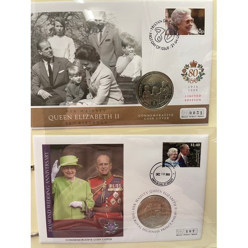 675 - EIGHT A4 BINDERS OF QUEEN ELIZABETH II DIAMOND WEDDING COIN COVER COLLECTIONS