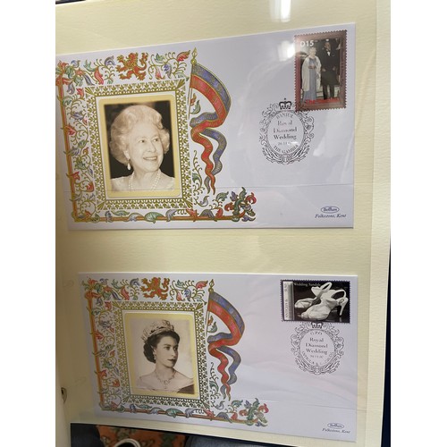 675 - EIGHT A4 BINDERS OF QUEEN ELIZABETH II DIAMOND WEDDING COIN COVER COLLECTIONS