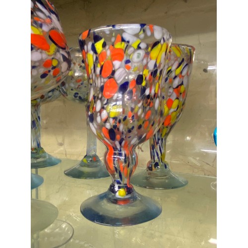 351 - SELECTION OF MOTTLED MULTI COLOUR GLASS GOBLETS AND DRINKING GLASSES