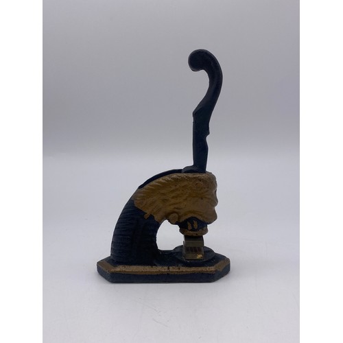 671 - CAST METAL ANIMAL HEAD STATIONERY EMBOSSER