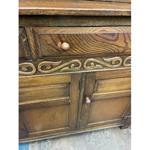 8 - REPRODUCTION OAK CARVED LINENFOLD 17TH CENTURY STYLE COURT CUPBOARD