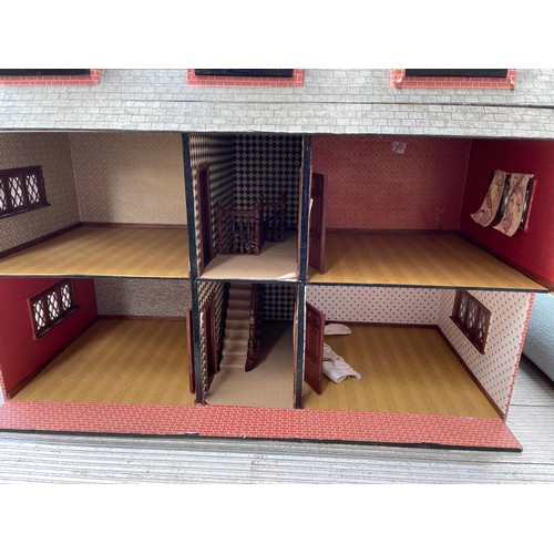 44 - MODEL TUDOR STYLE DOLLS HOUSE AND CONTENTS