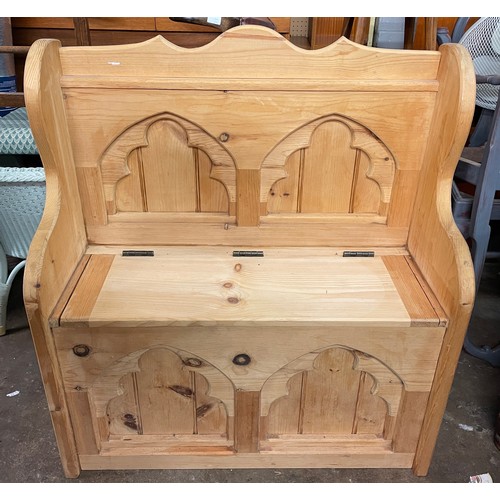 129 - PINE GOTHIC DESIGN BOX BENCH SETTLE