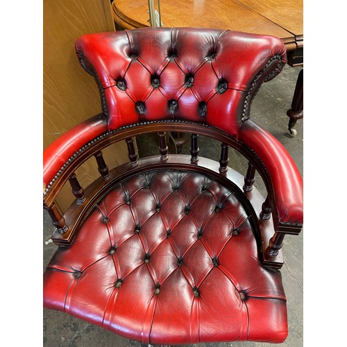 142 - RED BUTTON BACK LEATHER SWIVEL DESK ARMCHAIR