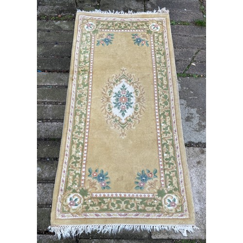 158 - CHINESE PATTERN RUG