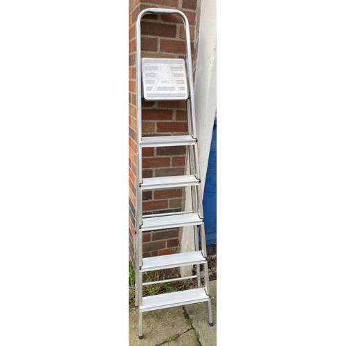 166 - ALUMINUM ELECTRICIAN TYPE TALL STEP LADDERS