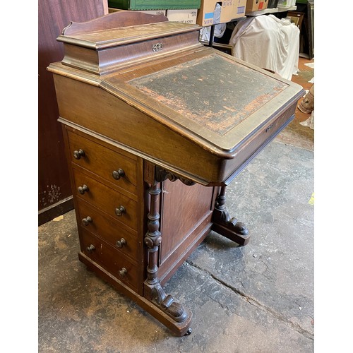 167 - VICTORIAN WALNUT DAVENPORT DESK