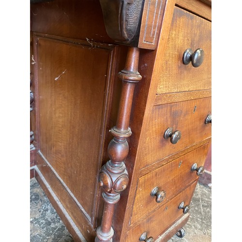 167 - VICTORIAN WALNUT DAVENPORT DESK