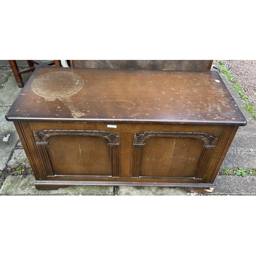 152 - OAK PLY TWO PANEL BLANKET BOX