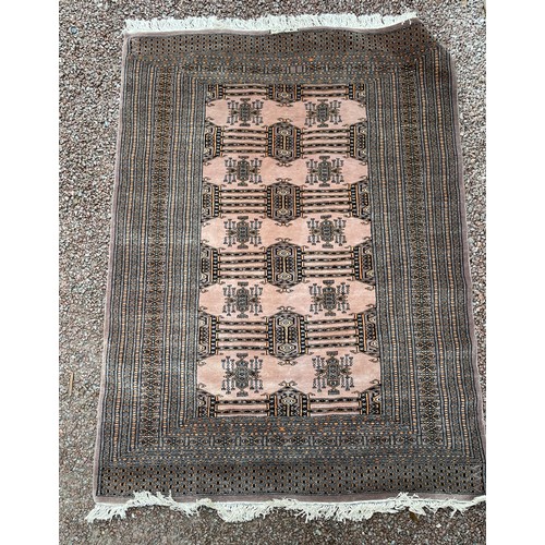 48 - BROWN TAUPE GEOMETRIC PATTERN CARPET