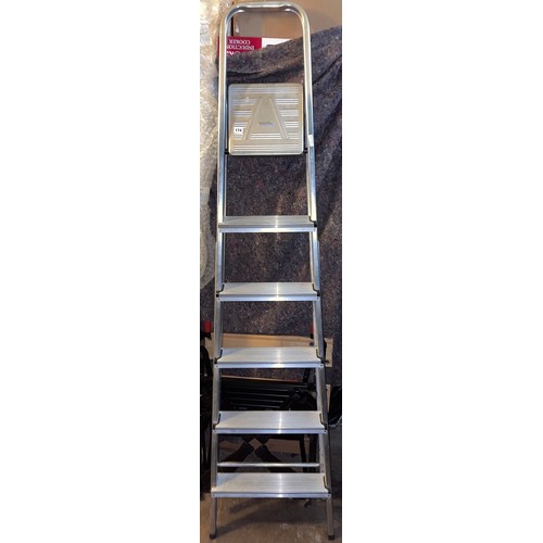 174 - ALUMINIUM FIVE TREAD STEP LADDER