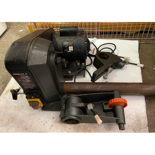 122 - NWL37-4 FIVE SPEED WOOD TURNING LATHE