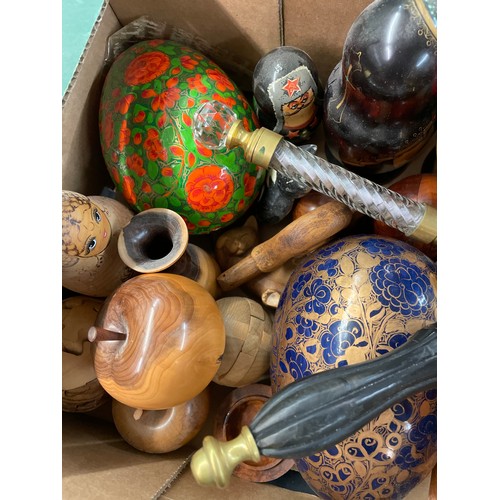 350 - BOX - CARVED WOODEN FIGURES, RUSSIAN BABUSHKA DOLLS, TURNED WOODEN FRUIT AND PUZZLE BALL