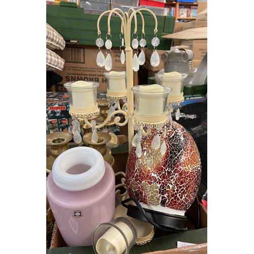 332 - CARTON CONTAINING CREAM TEALIGHT CANDELABRUM, MOSAIC EGG TABLE LAMP AND LILAC COLOURED GLASS VASE