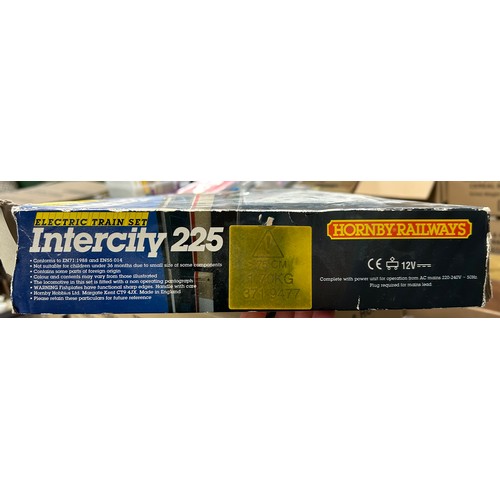 373 - BOXED HORNBY RAILWAYS ELECTRIC TRAIN SET INTERCITY 225