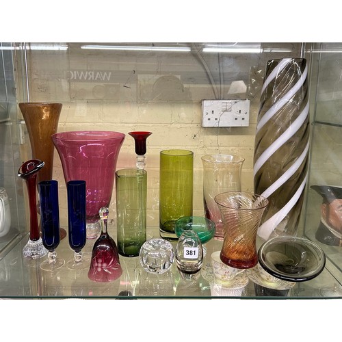 381 - SHELF OF 20TH CENTURY COLOURED GLASSWARES, RUBY AND BLUE SPILL VASES, OVOID VASE, DECORATIVE BELL