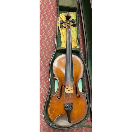 675 - VIOLIN IN CASE