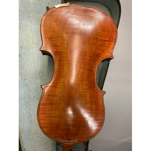 674 - CASED UNMARKED VIOLIN A/F