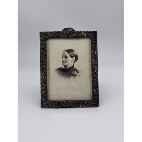 695 - SILVER EASEL BACKED PHOTO FRAME