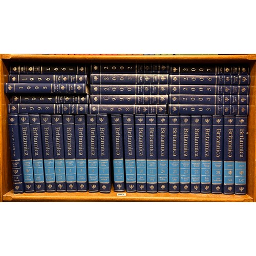 325 - ENCYCLOPAEDIA BRITANNICA