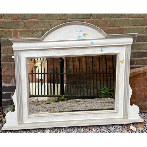 165 - CREAM PAINTED ARCHED OVERMANTAL MIRROR WITH BUTTERFLY DECORATION