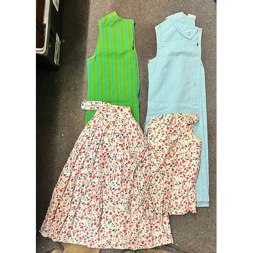 230 - LARGE SELECTION OF VINTAGE CHILDRENS AND LADIES CLOTHING