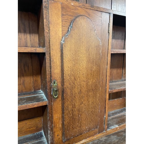 158 - REPRODUCTION OAK MID 18TH CENTURY STYLE DRESSER BASE WITH PLATE RACK