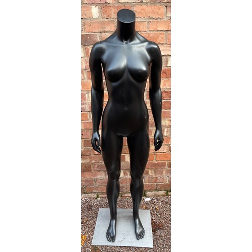 75B - SHOP DISPLAY STANDING MANNEQUIN