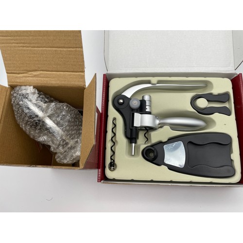 438 - BOXED DELUXE LEVER ACTION CORK SCREW AND CORK SCREW SET