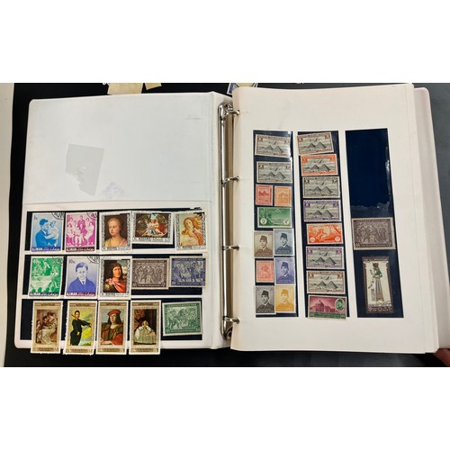 578 - GREY TIN OF FRIST DAY COVERS AND STAMPS, INCLUDING STAMP ALBUMS OF GREAT BRITAIN AND OTHER COUNTRIES