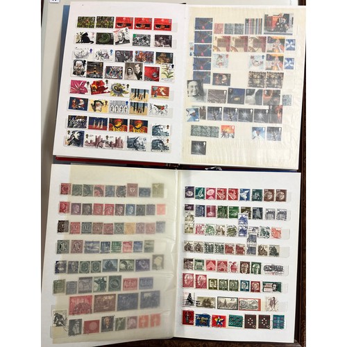 559 - 8 FOLDERS OF STAMPS AND FIRST DAY A-Z, INCULDING GREAT BRITAN, SPAIN AND JAPAN