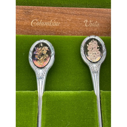 486 - CASED SET OF TWELVE SILVER ROYAL HORTICULTURAL SOCIETY FLORAL SPOONS