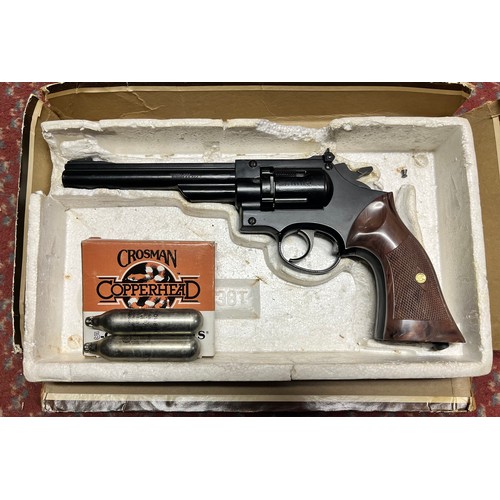 490 - BOXED CROSMAN MODEL 38T-.177 AIR PELLET PISTOL