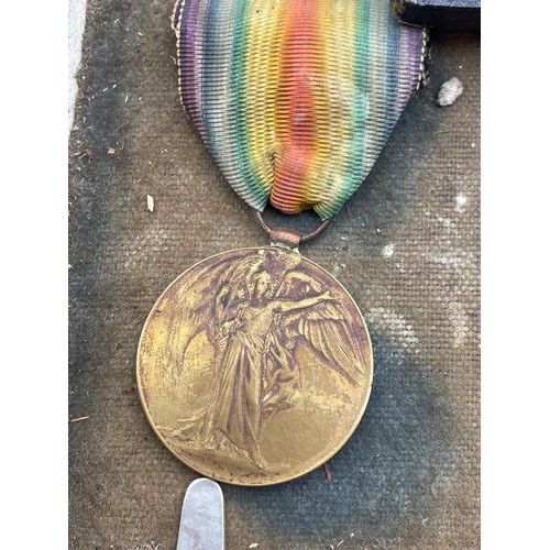 472 - MOUNTED BOARD OF MEDALS AWARDED TO PTE H. ELLWOOD INCLUDING SOUTH AFRICA CONSTABULARY, INDIA GENERAL... 