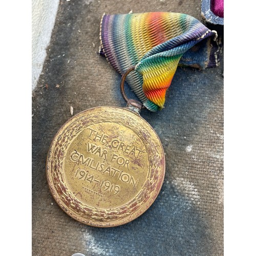 472 - MOUNTED BOARD OF MEDALS AWARDED TO PTE H. ELLWOOD INCLUDING SOUTH AFRICA CONSTABULARY, INDIA GENERAL... 