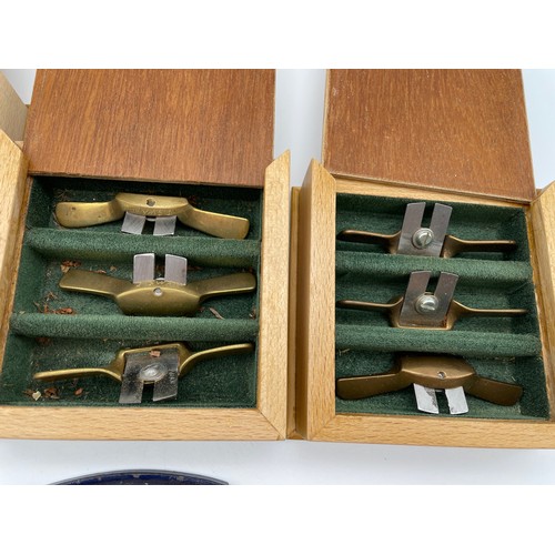 240 - BOXED RECORD MINI PLANE, AND TWO BOXES OF SPOKE SHAVES AND RECORD 080 SPOKE SHAVE