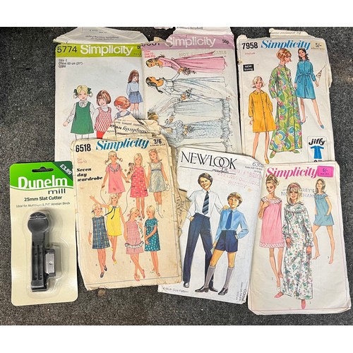 244 - BOX OF VINTAGE DRESS MAKING PATTERNS