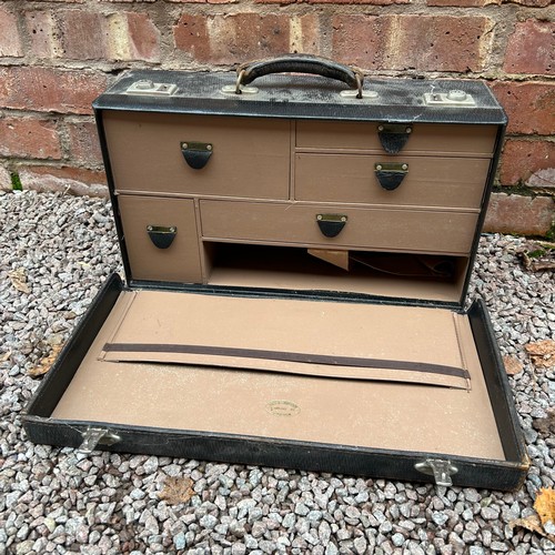 451 - BELL AND CROYDON LEATHER TRAVELLING PHARMACEUTICAL CASE WITH FITTED COMPARTMENTED DRAWERS