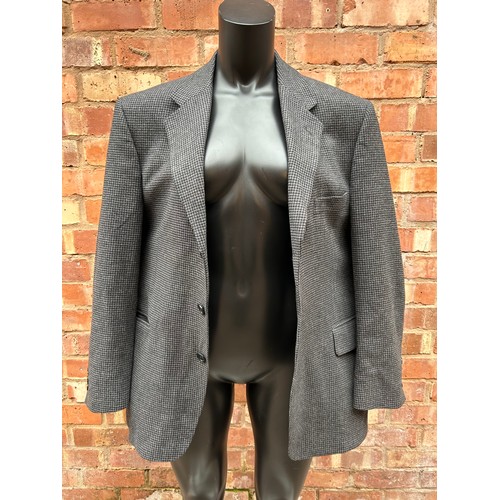 221 - SELECTION OF GENTLEMANS SUIT JACKETS AND THREE SUITS