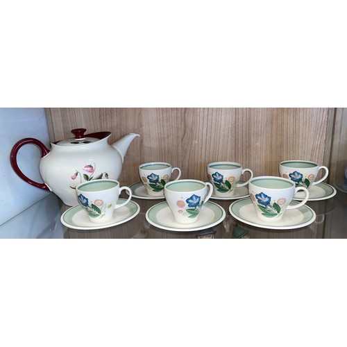 430 - SET OF SIX SUSIE COOPER BLUE GENTIAN DECORATED CUPS AND SAUCERS AND A WEDGEWOOD FLORAL TEAPOT